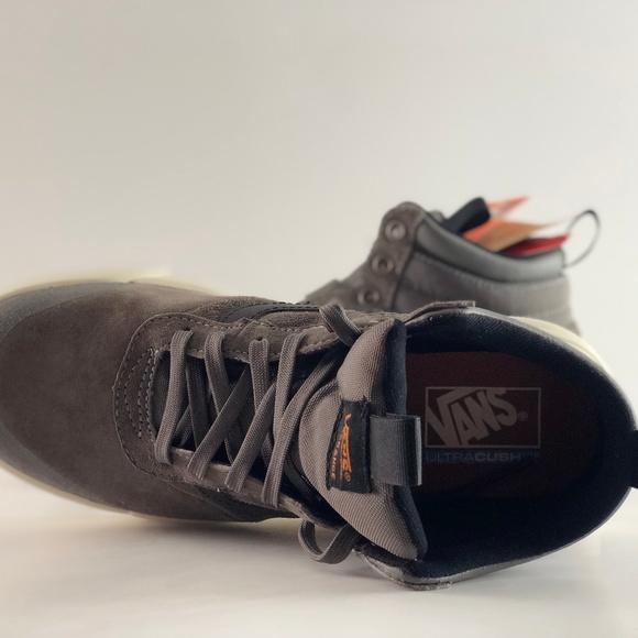 NWT Vans UltraRange HI MTE Pewter Skate Shoes - Picture 7 of 8